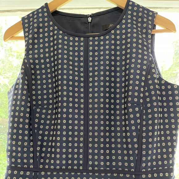 NWOT JCrew navy sheath dress with small print flowers. Size 6. Work/casual. - Picture 3 of 9